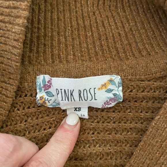 PINK ROSE || Sweater - Picture 2 of 2